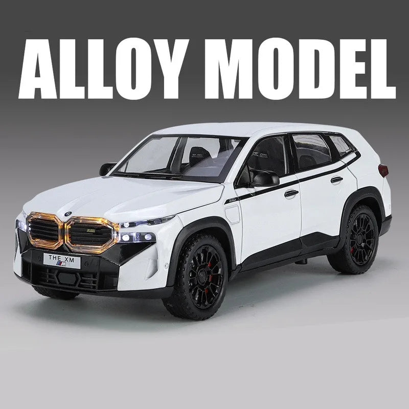 1:24 BMW XM SUV Die Cast