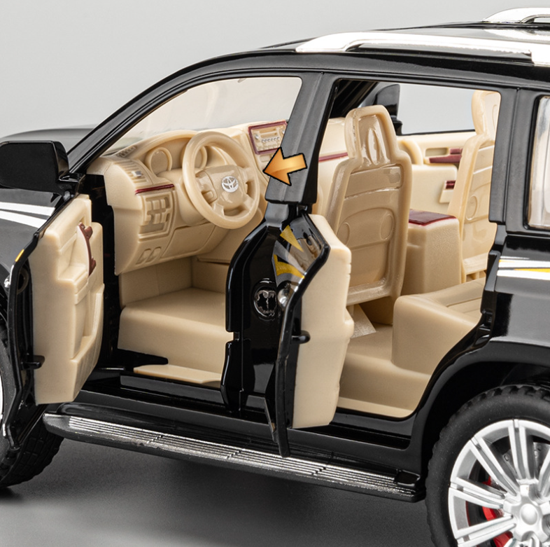 1:24 Toyota Land-Cruiser SUV