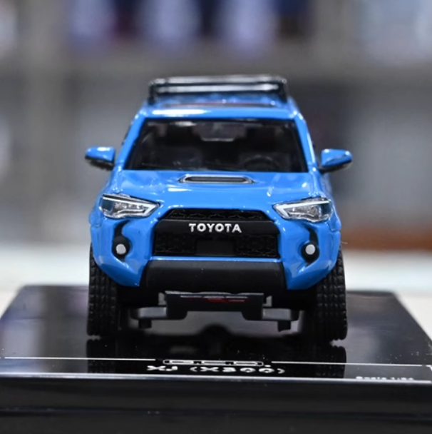 1:64 Toyota 4Runner Die Cast