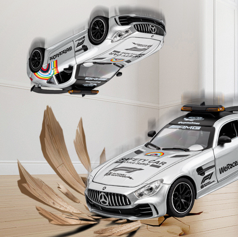 1:24 Mercedes Benz F1 Safety Car Alloy Model