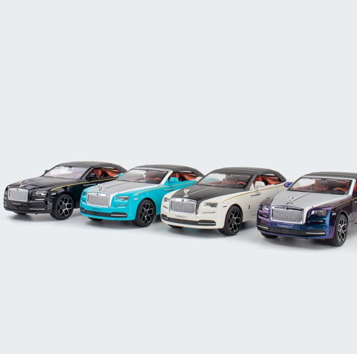 1:24 Rolls Royce Phantom Soft-Top Convertible Die-Cast Model
