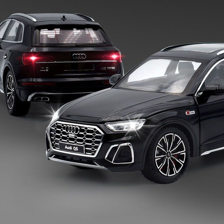 1:24 Audi Q5 Alloy Model Car – Precision Craftsmanship