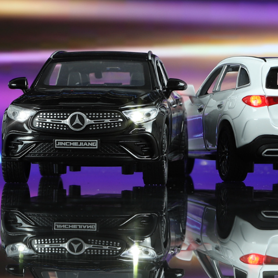 1/32 Mercedes-Benz GLC Alloy Model