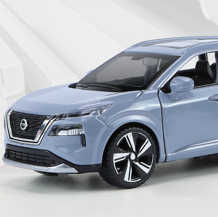 1:32 Nissan X-Trail Diecast Model