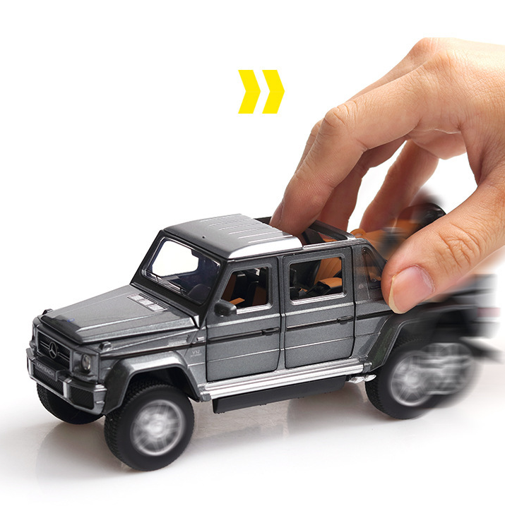 1:32 Mercedes Benz Maybach G65 Convertible Die-Cast Model