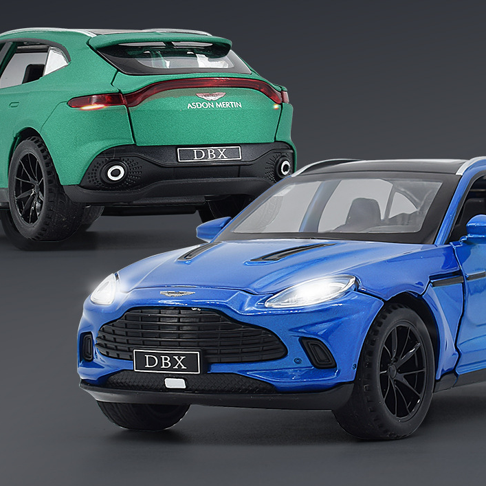 1:32 Aston Martin DBX Diecast Model