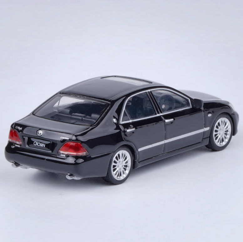 1:64 Toyota Crown 12th Generation Diecast Model