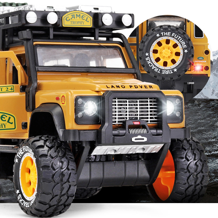1:28 Land Rover Defender Customized Edition Diecast Model