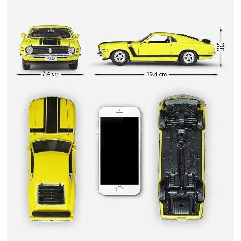 1:24 Ford Mustang Boss 302