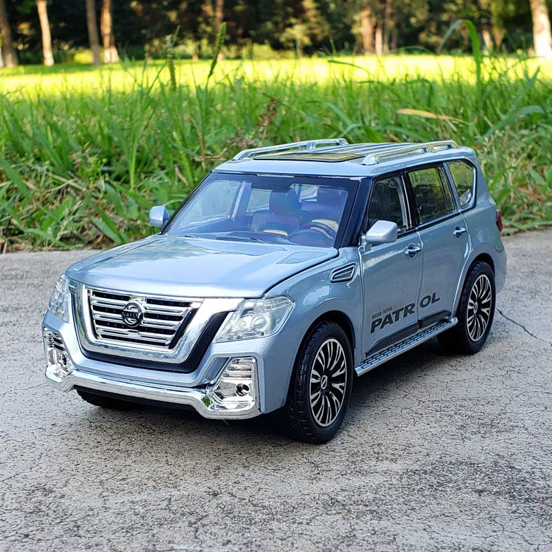 1:24 Nissan Patrol SUV
