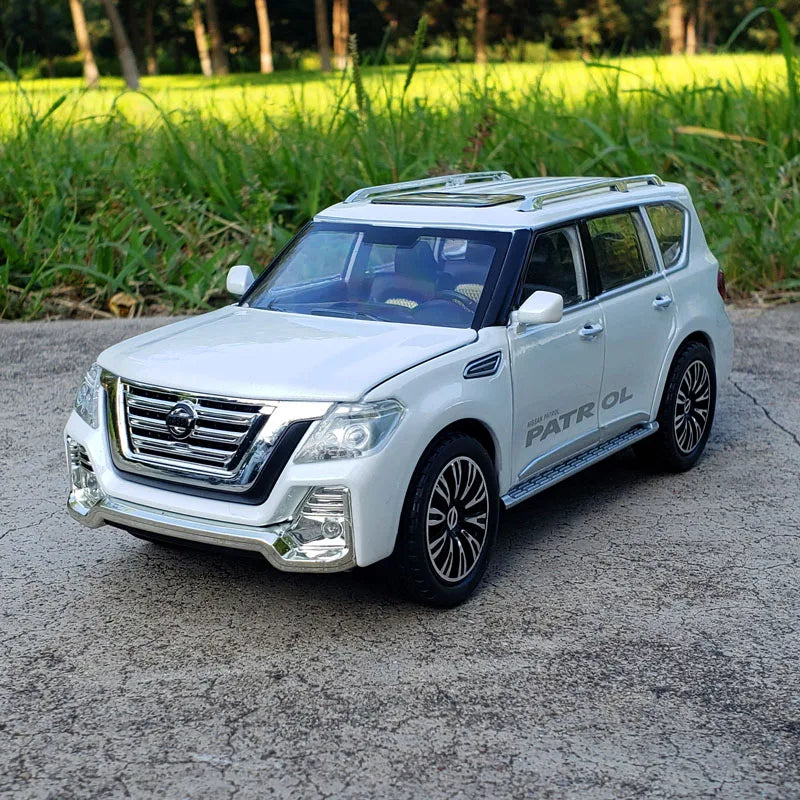 1:24 Nissan Patrol SUV