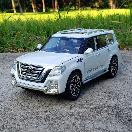 1:24 Nissan Patrol SUV