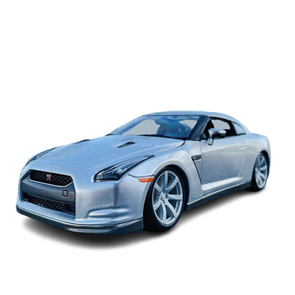 1:18 Nissan GTR