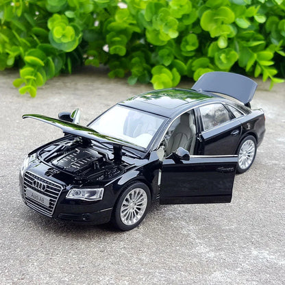 1:24 Audi  A8 Die Cast
