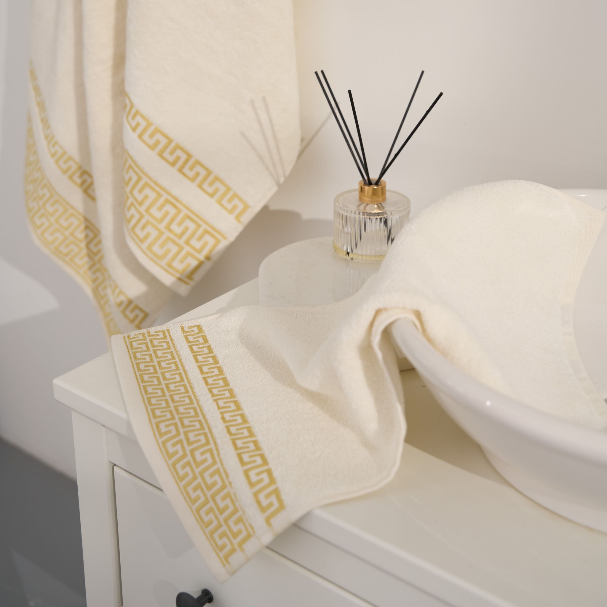 Greek Desen Havlu Set | %100 PAMUK-4'lü set-Krem-Banyo-Mutfak-Desenli