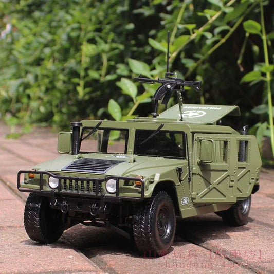 1:18 Hummer H1 Diecast Model