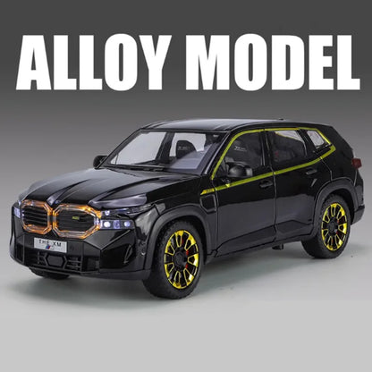 1:24 BMW XM SUV Die Cast