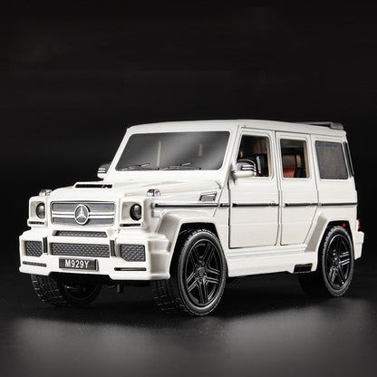 1:24 Mercedes Benz G65 Model Car Die Cast Simulation