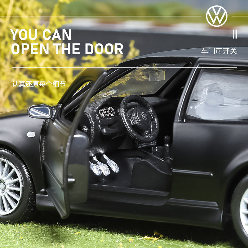 1:24 Volkswagen  Golf R32 Die Cast