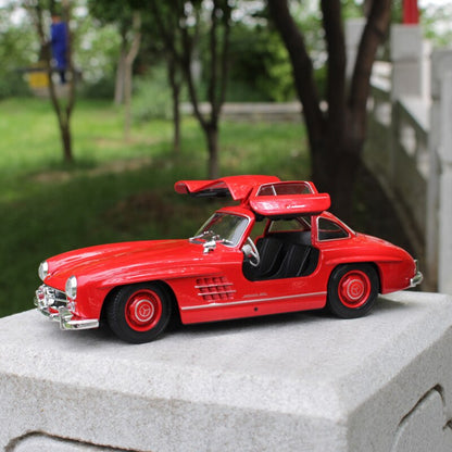 1:24  Mercedes Benz 300SL Die Cast