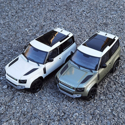 1:24 Land  Rover Defender Die Cast