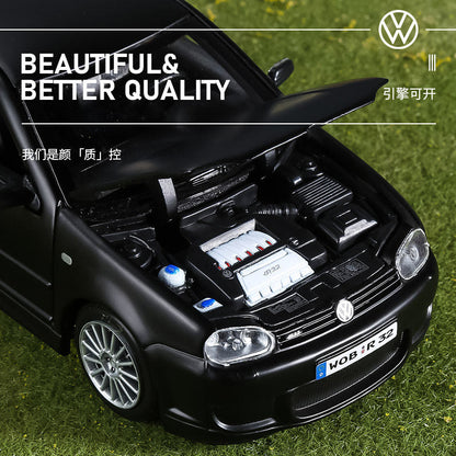 1:24 Volkswagen  Golf R32 Die Cast