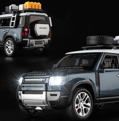 1:24 Licensed Land Rover Defender Outdoor Edition Alloy Model
