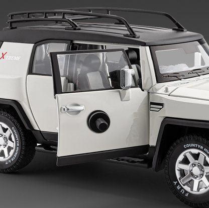 1:24 Toyota FJ Cruiser Alloy Model – Adventure in Every Detail