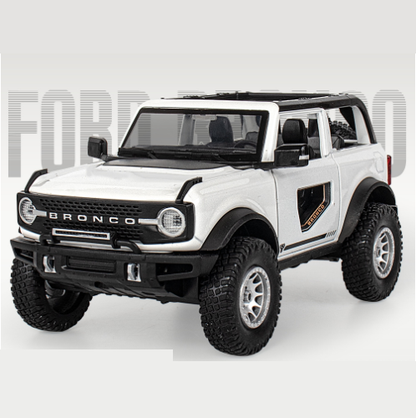 1:24 Ford Bronco Alloy Model – The Legend of Off-Roading