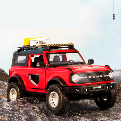 1:24 Ford Bronco Alloy Model – The Legend of Off-Roading