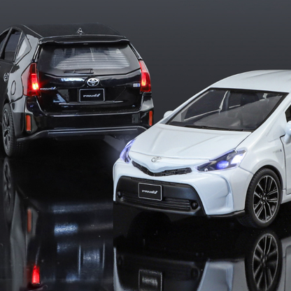 1:32 Toyota Prius Alloy Model