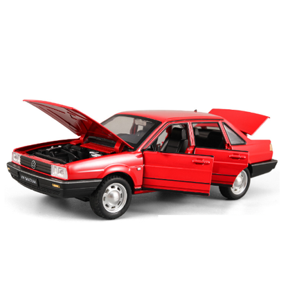 1:24 Volkswagen Santana Alloy Model Car - Classic Design, Timeless Appeal