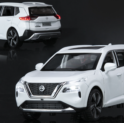 1:32 Nissan X-Trail Diecast Model