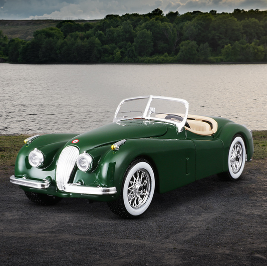 1:24 Jaguar XK120 Diecast Model