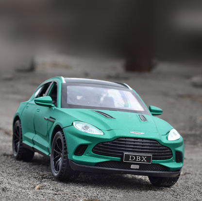 1:32 Aston Martin DBX Diecast Model