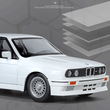 1:24 BMW M3 (E30) 1988 Die Cast