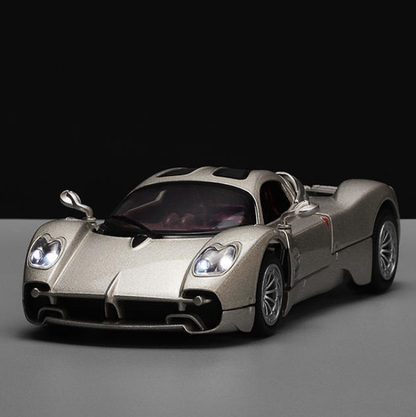 1:32 Pagani Utopia Sports Car Diecast Model