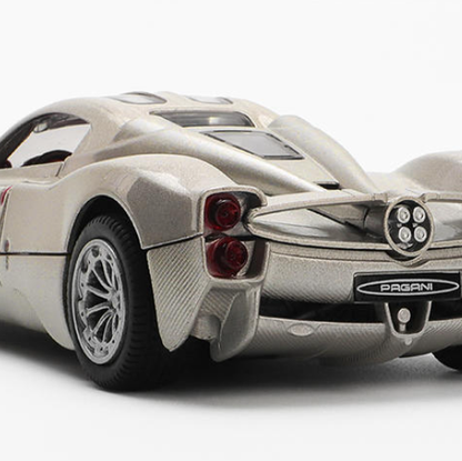 1:32 Pagani Utopia Sports Car Diecast Model