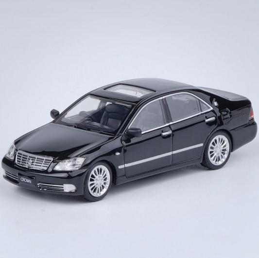 1:64 Toyota Crown 12th Generation Diecast Model