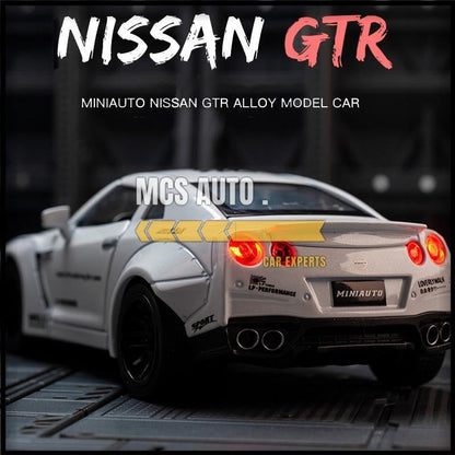 1:32 Nissan GTR